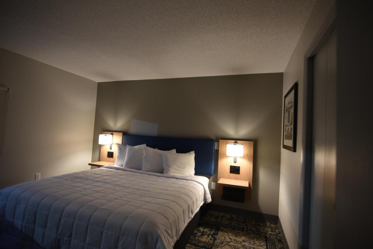 Baymont By Wyndham Pine Grove I-81 Hotell Exteriör bild