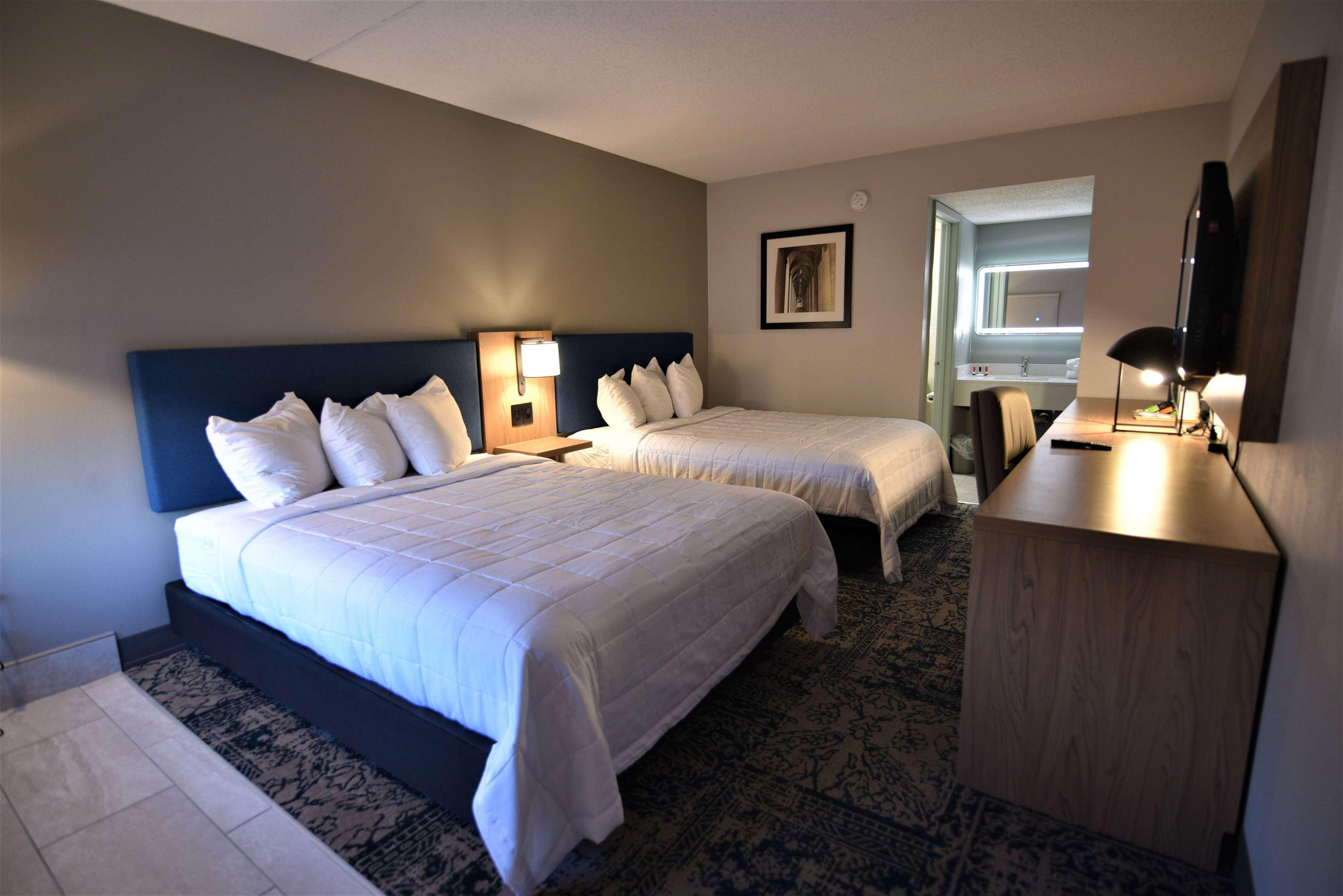 Baymont By Wyndham Pine Grove I-81 Hotell Exteriör bild