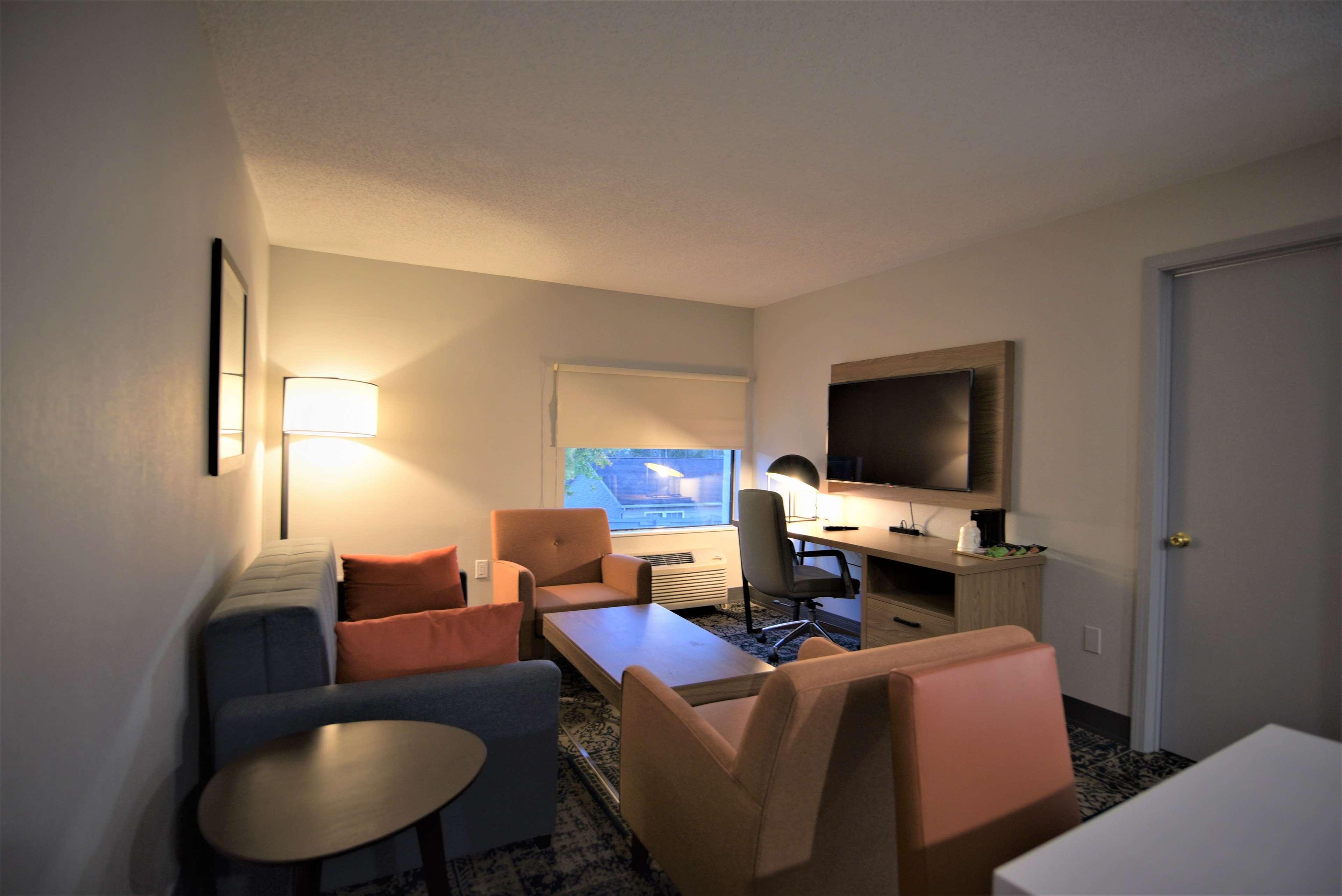 Baymont By Wyndham Pine Grove I-81 Hotell Exteriör bild