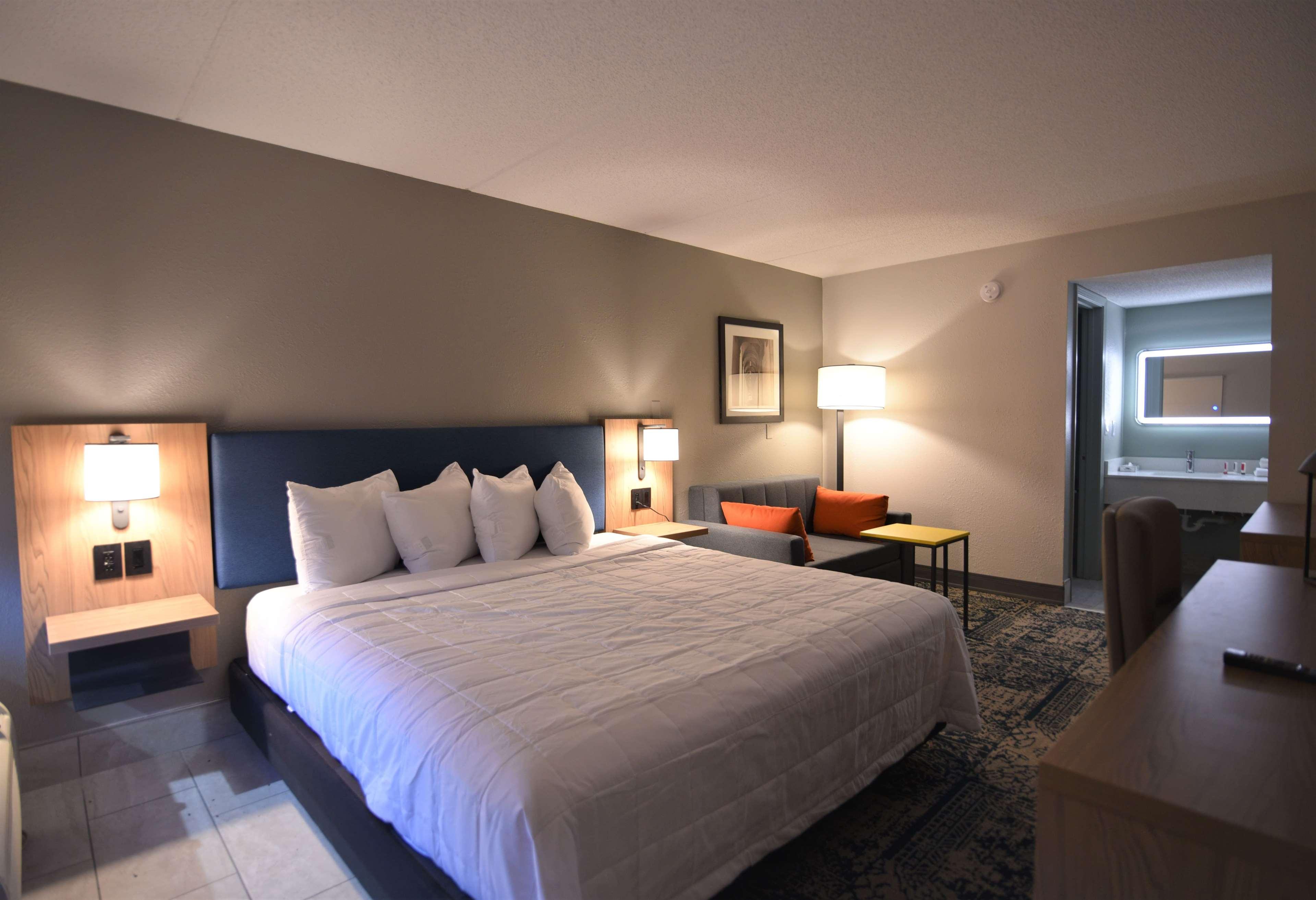 Baymont By Wyndham Pine Grove I-81 Hotell Exteriör bild
