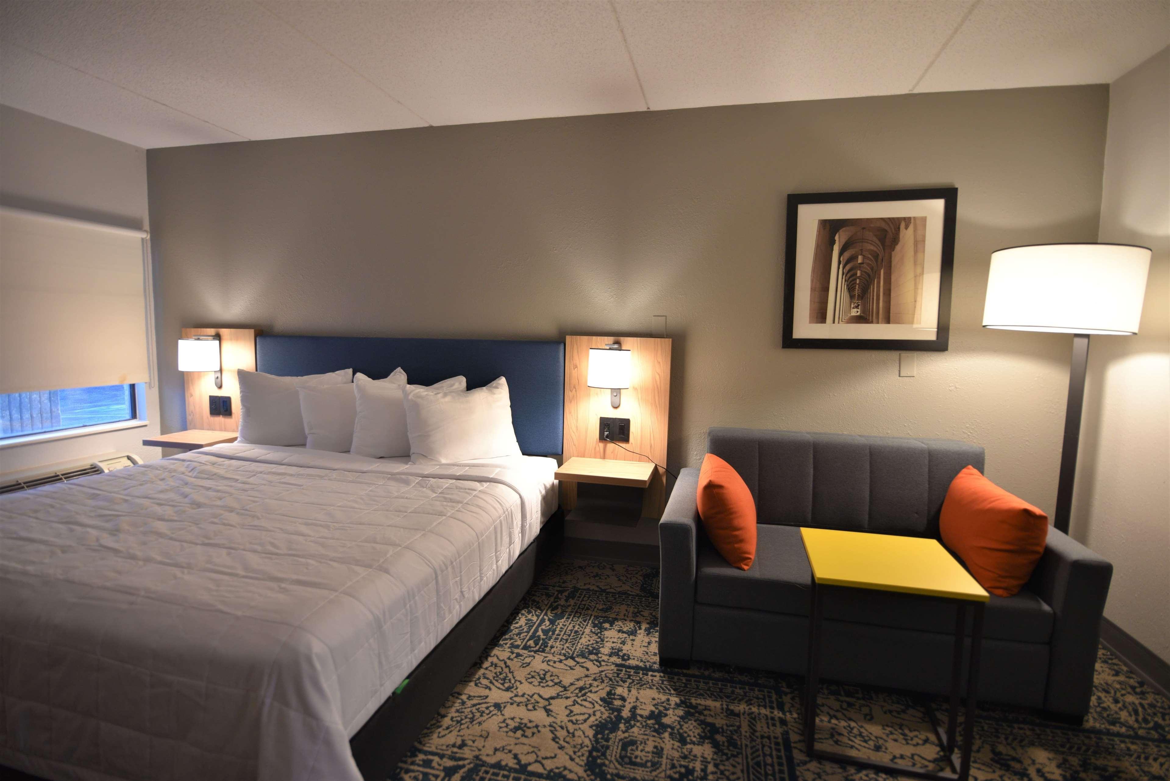 Baymont By Wyndham Pine Grove I-81 Hotell Exteriör bild