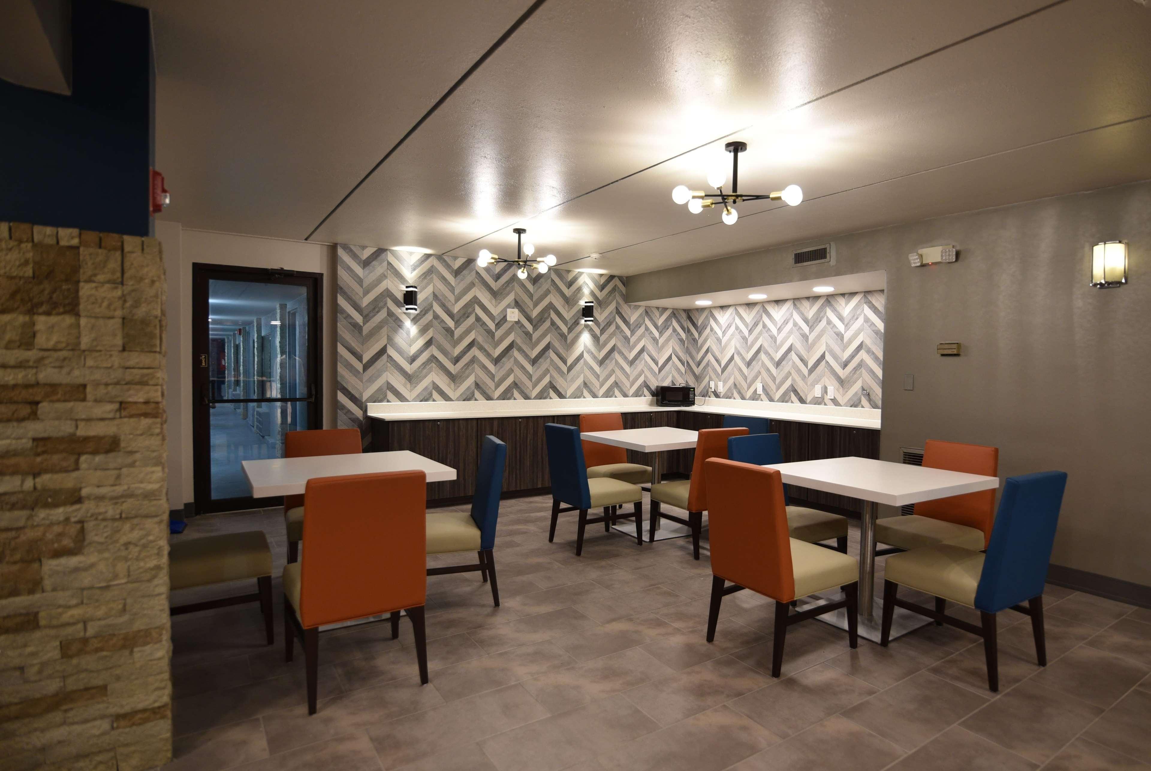 Baymont By Wyndham Pine Grove I-81 Hotell Exteriör bild