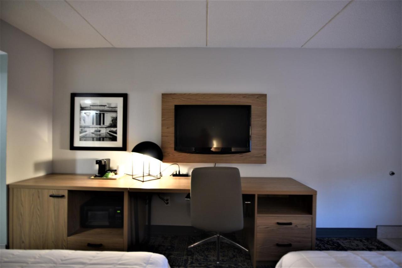 Baymont By Wyndham Pine Grove I-81 Hotell Exteriör bild